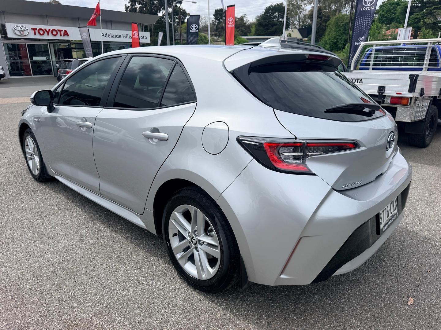 2021 Toyota Corolla Ascent Sport in Silver