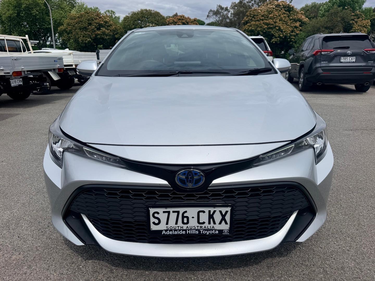 2021 Toyota Corolla Ascent Sport in Silver