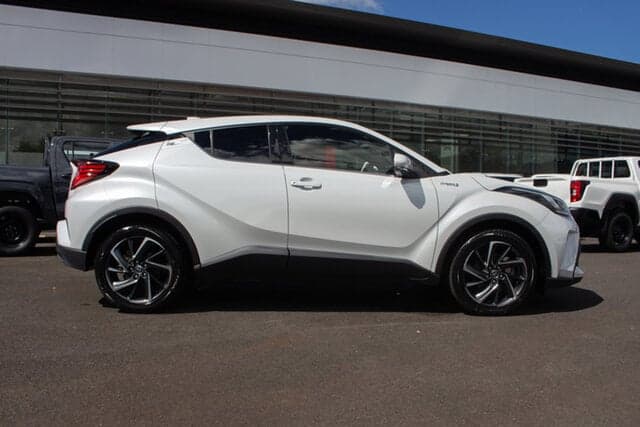 2022 Toyota C-HR Koba 2WD in White