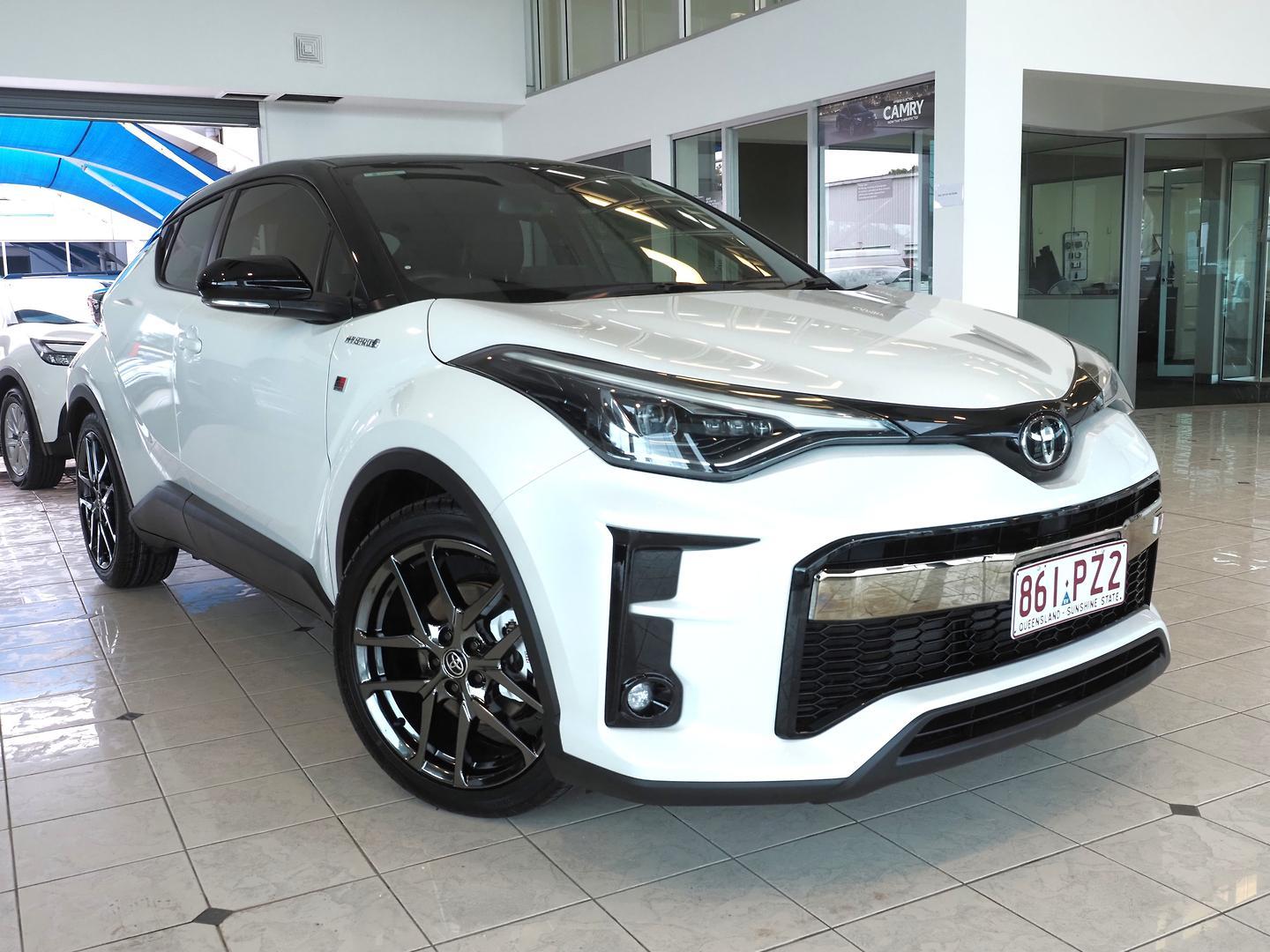 2022 Toyota C-HR GR-S in Two Tone White
