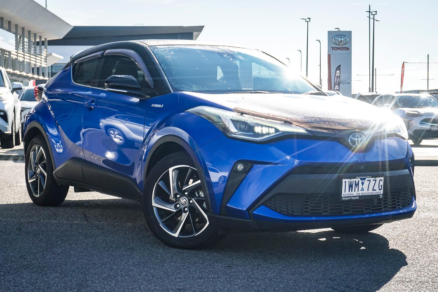 2022 Toyota C-HR Koba 2WD in Two Tone Blue