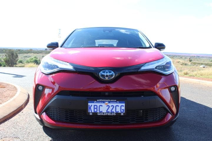 2022 Toyota C-HR Koba 2WD in Two Tone Red