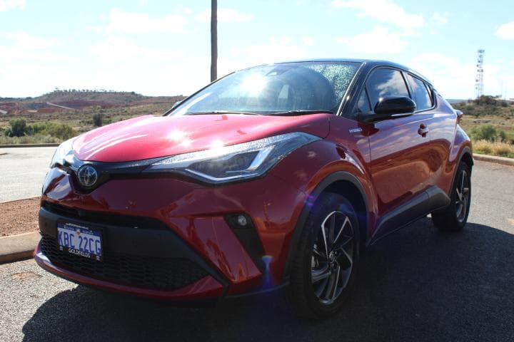 2022 Toyota C-HR Koba 2WD in Two Tone Red