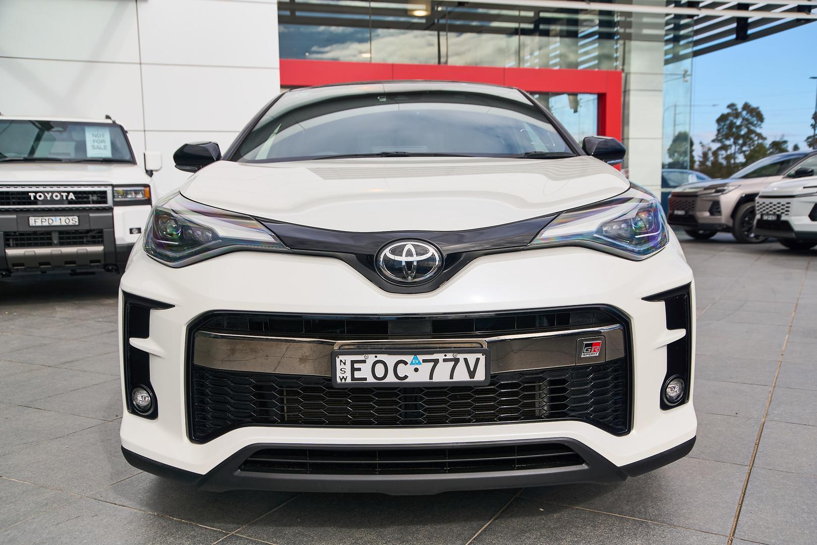 2021 Toyota C-HR GR-S in Two Tone White