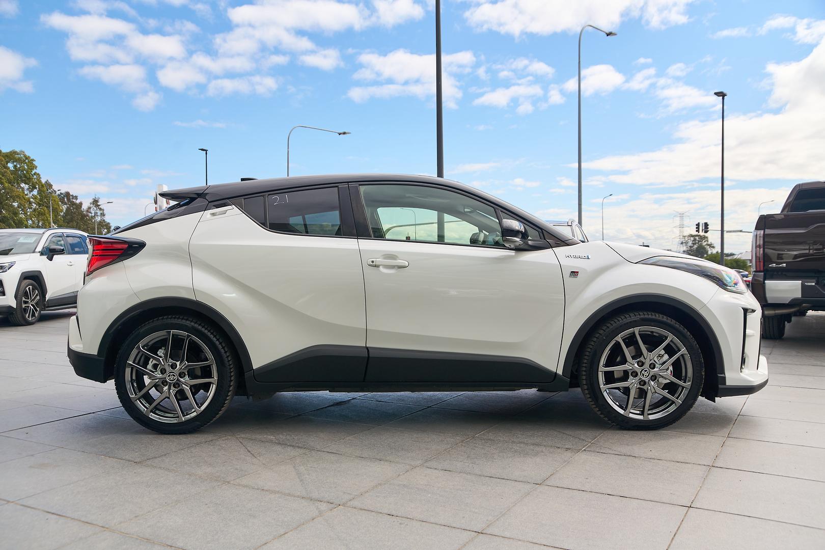 2021 Toyota C-HR GR-S in Two Tone White