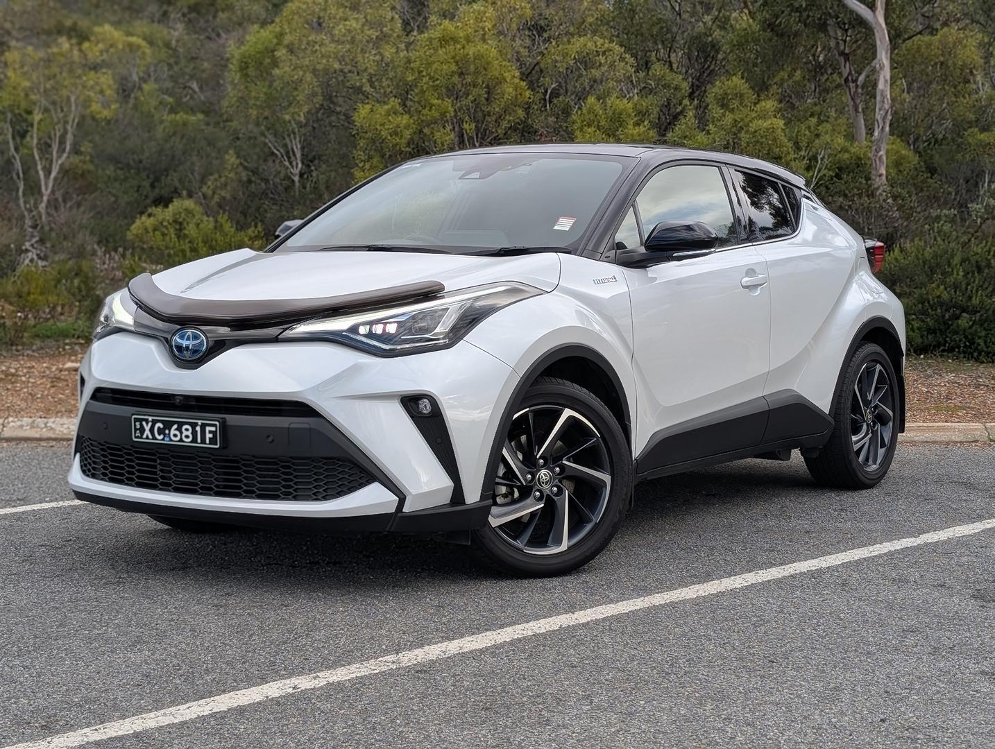 2022 Toyota C-HR Koba in Two Tone White