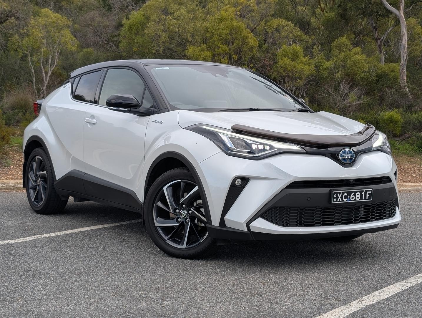2022 Toyota C-HR Koba in Two Tone White