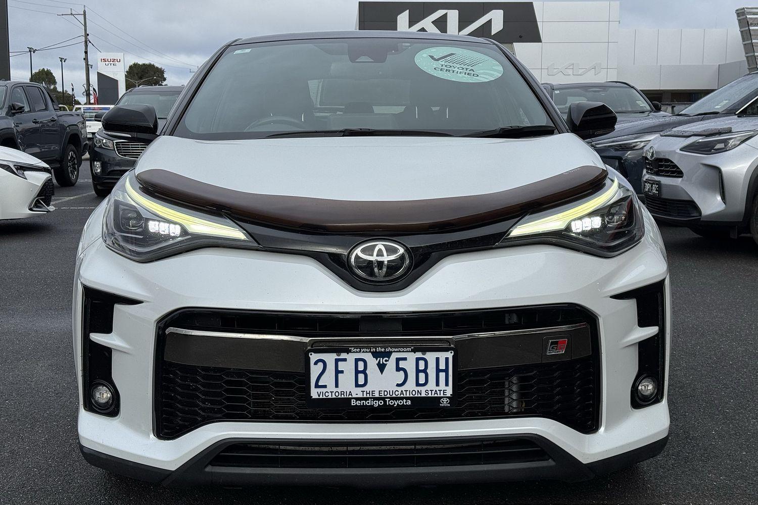 2022 Toyota C-HR GR Sport in Two Tone White