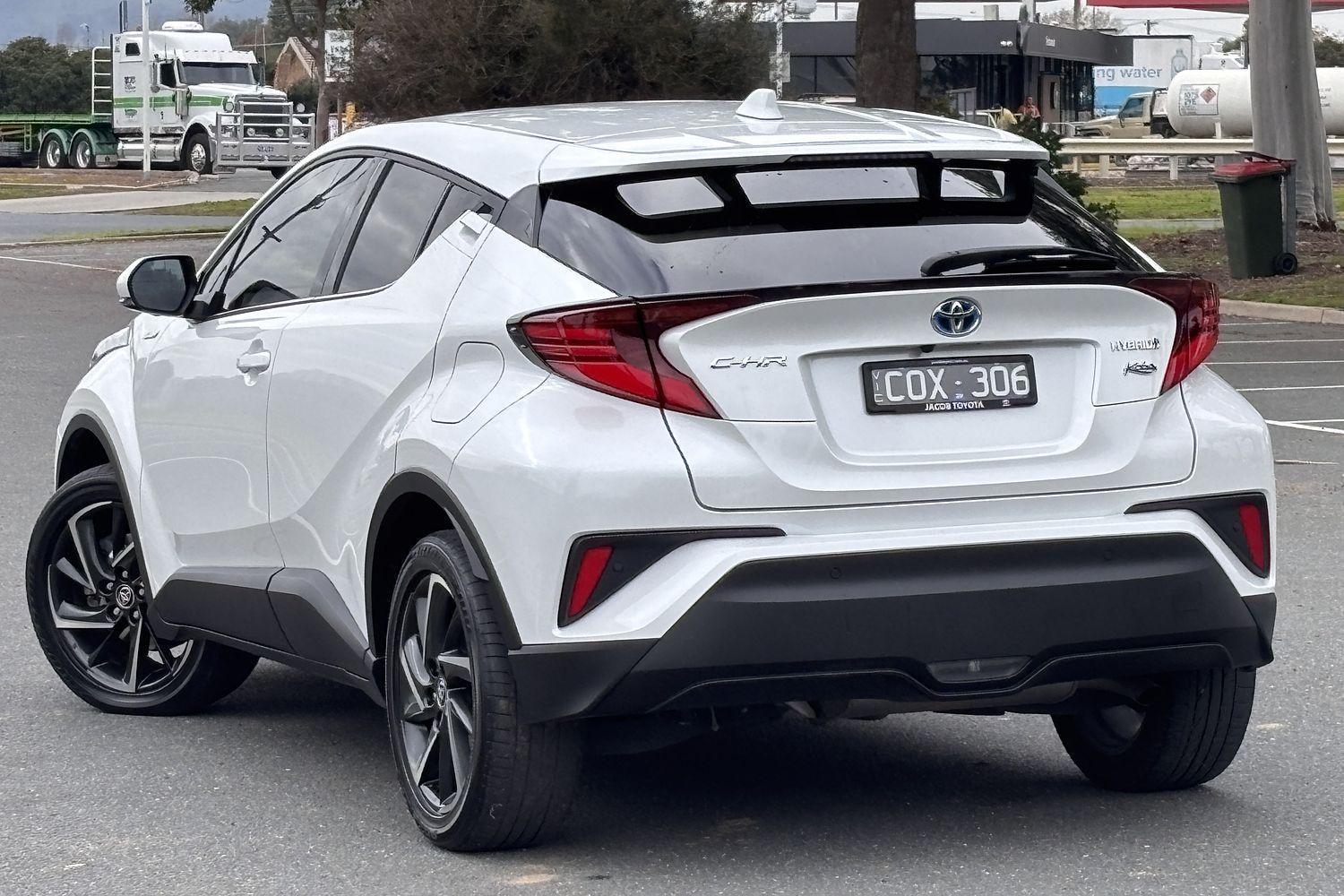 2023 Toyota C-HR Koba 2WD in White