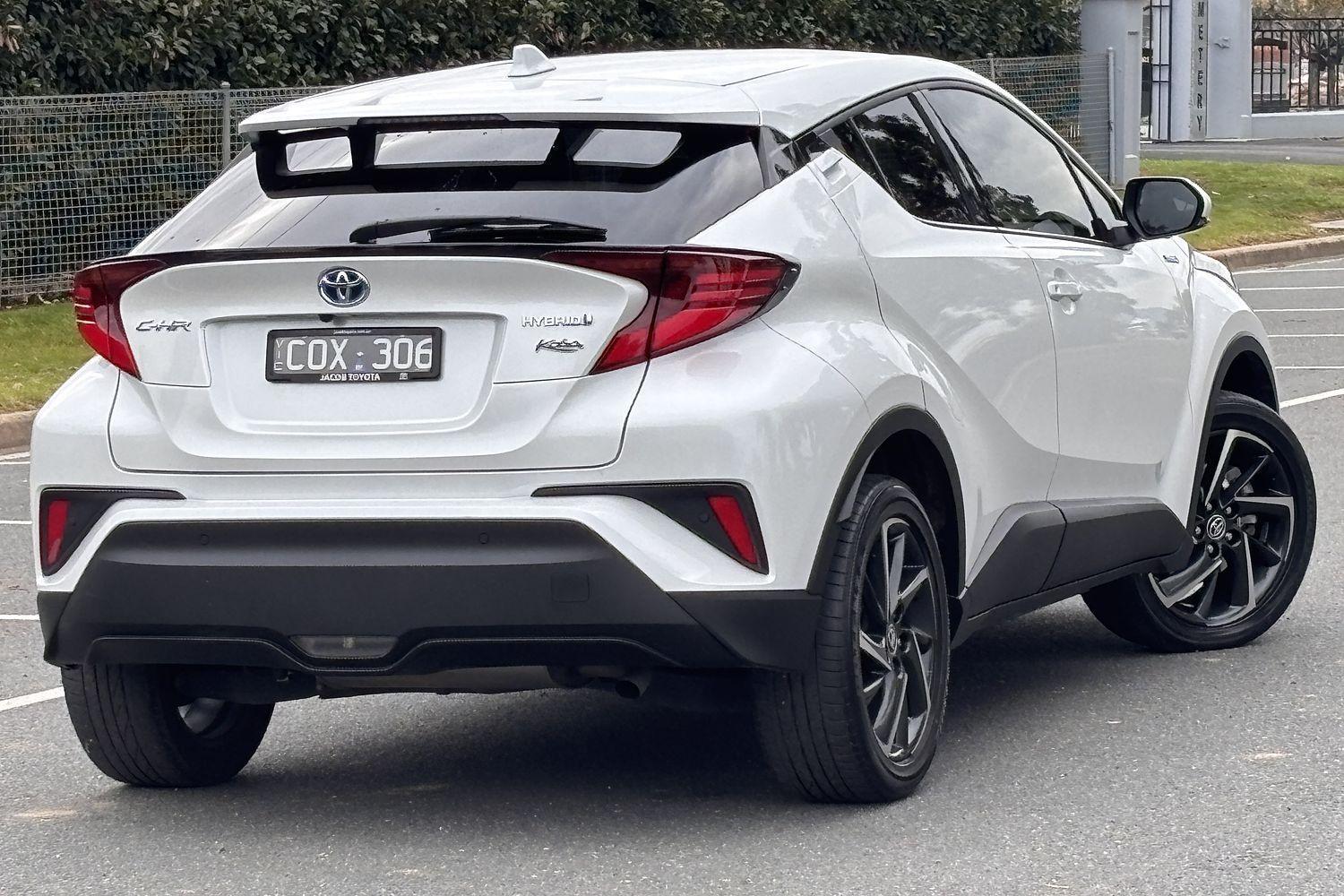2023 Toyota C-HR Koba 2WD in White