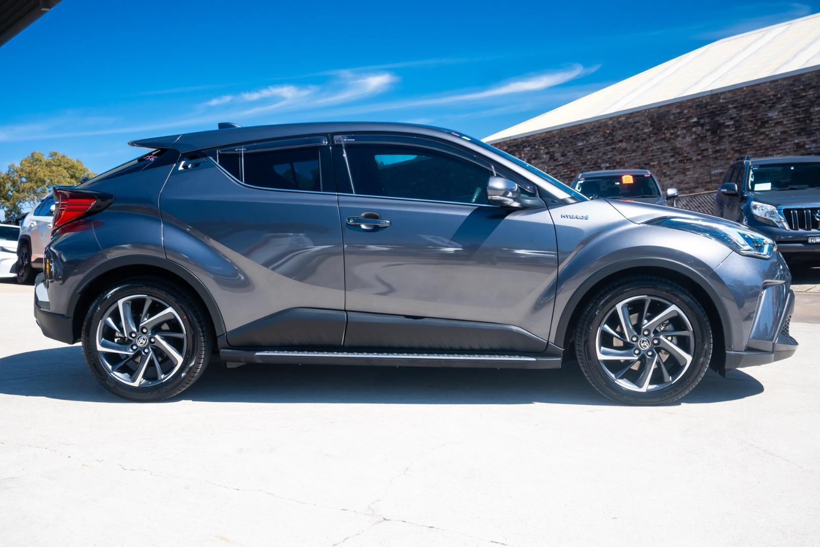 2022 Toyota C-HR Koba 2WD in Silver