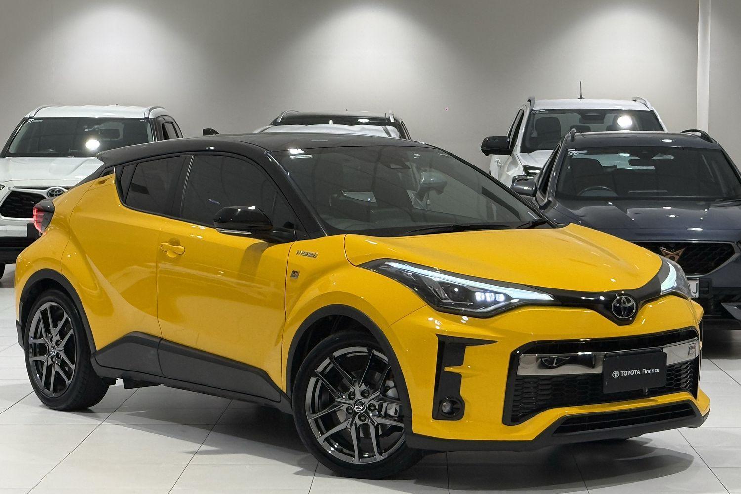 2023 Toyota C-HR GR-S in Two Tone Yellow