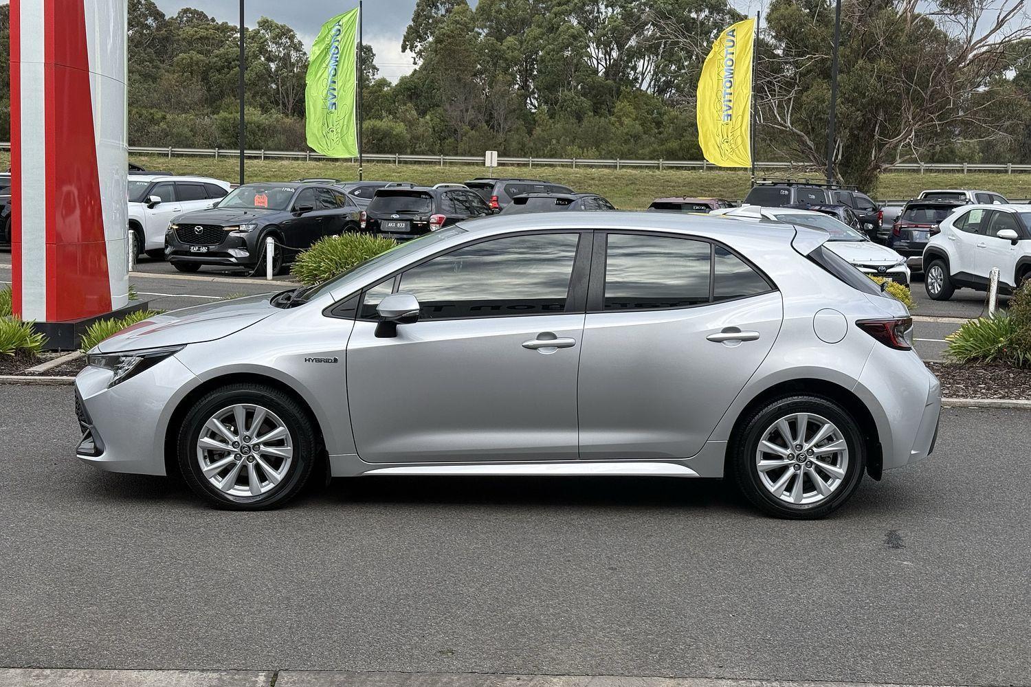 2022 Toyota Corolla Ascent Sport in Silver