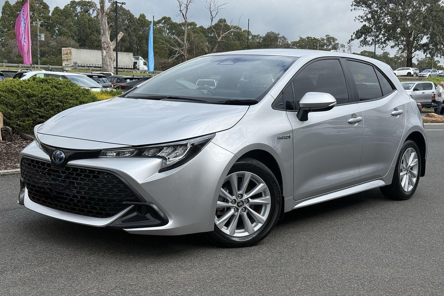 2022 Toyota Corolla Ascent Sport in Silver