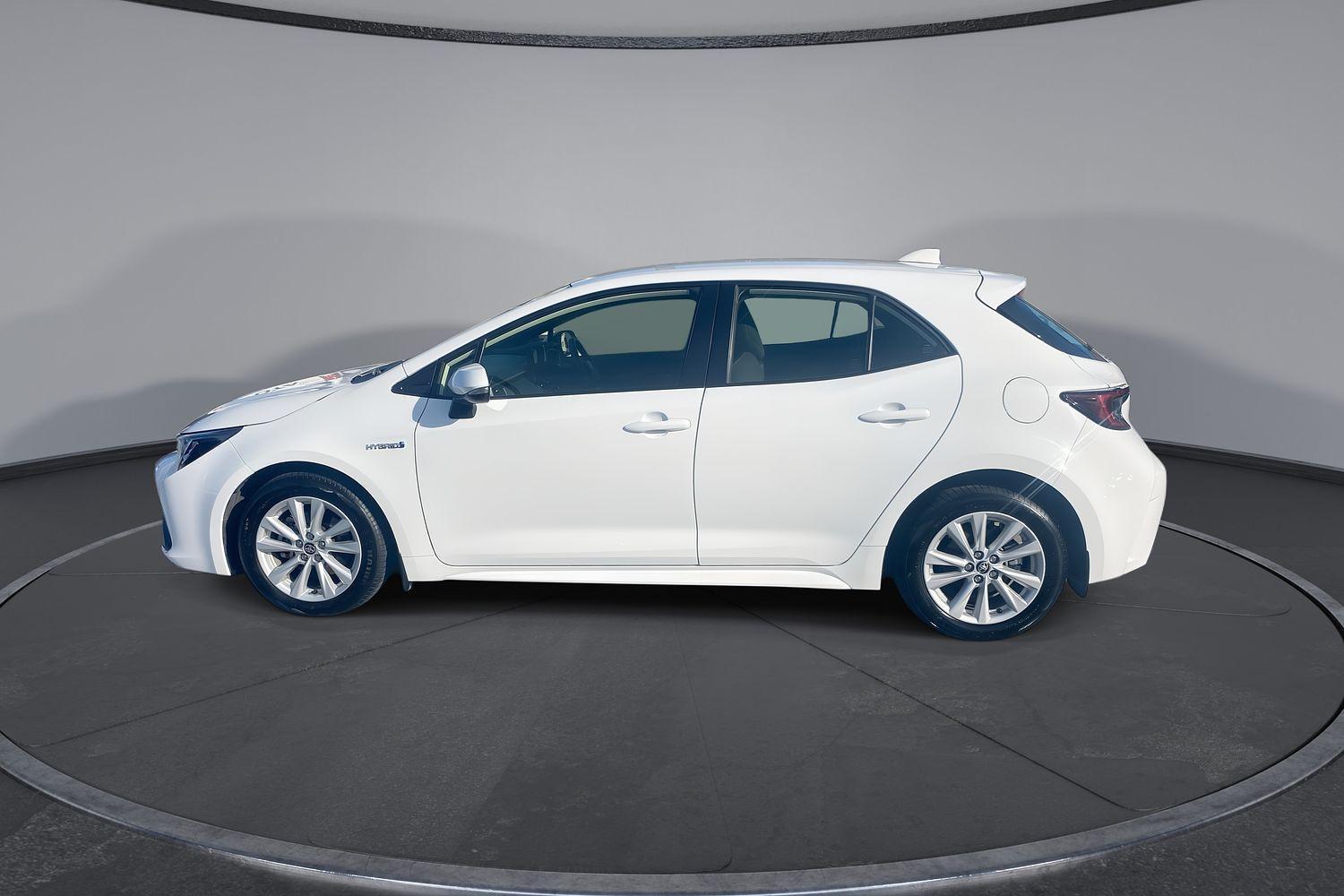 2023 Toyota Corolla Ascent Sport in White