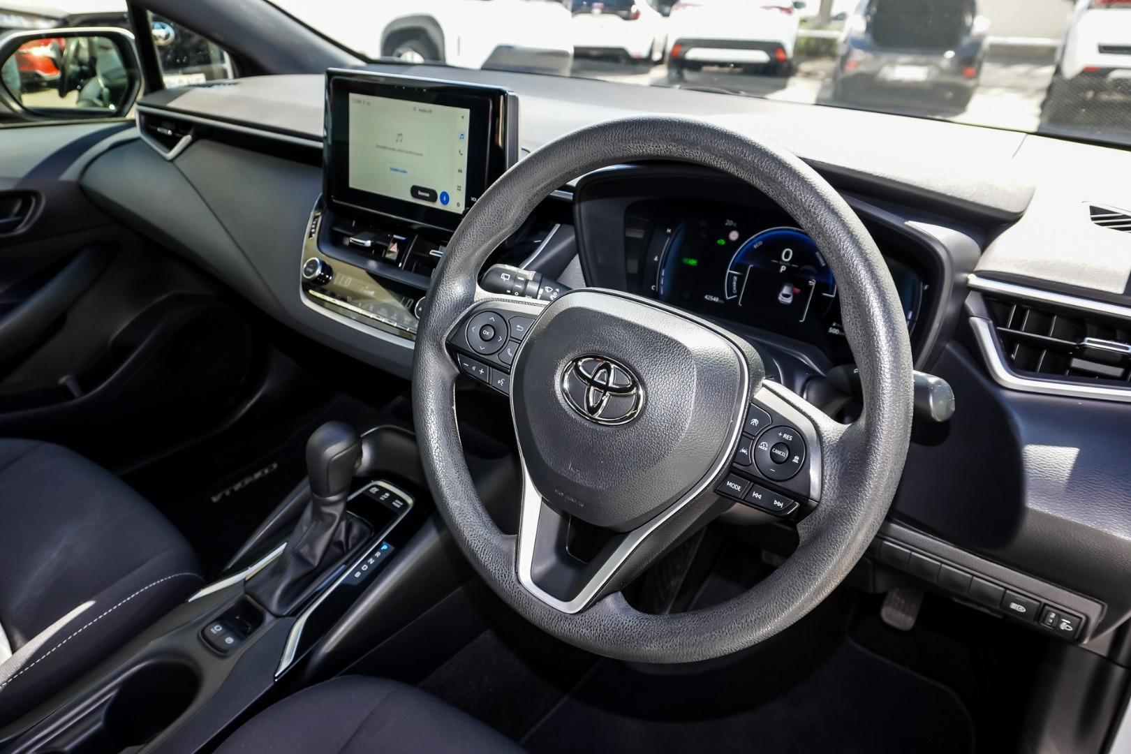 2023 Toyota Corolla Ascent Sport in White