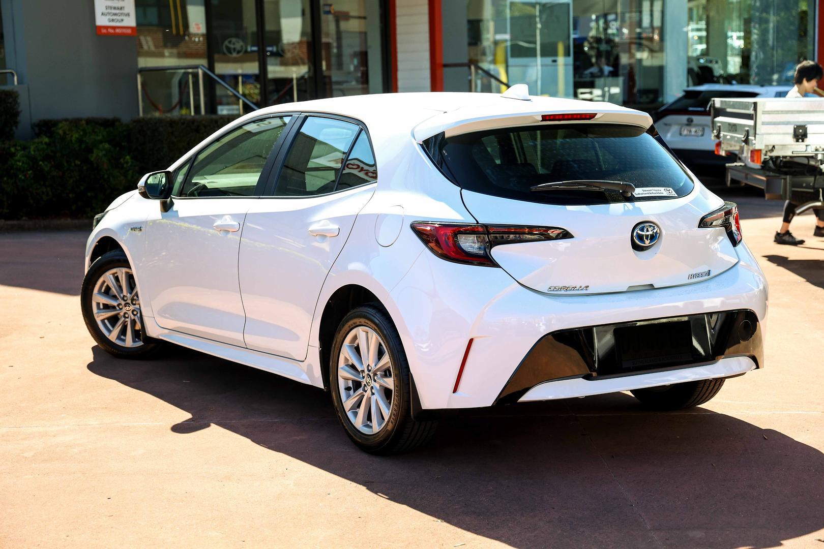 2023 Toyota Corolla Ascent Sport in White