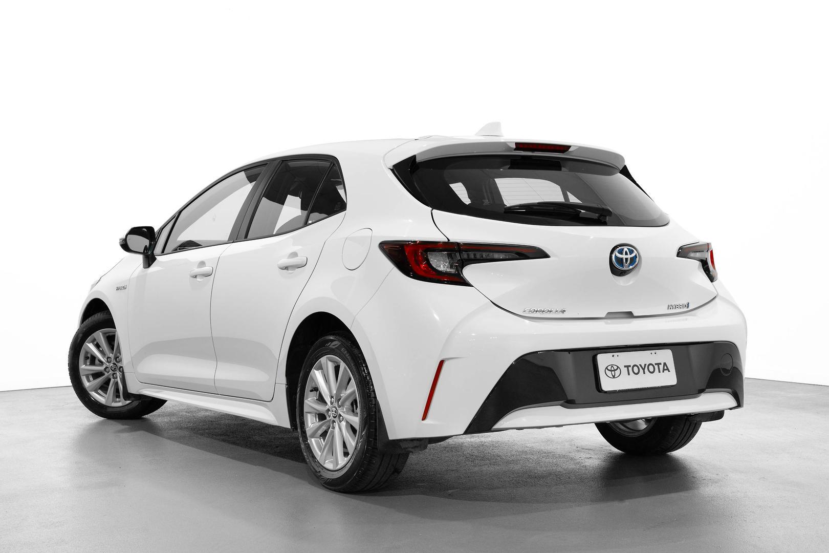 2023 Toyota Corolla Ascent Sport in White