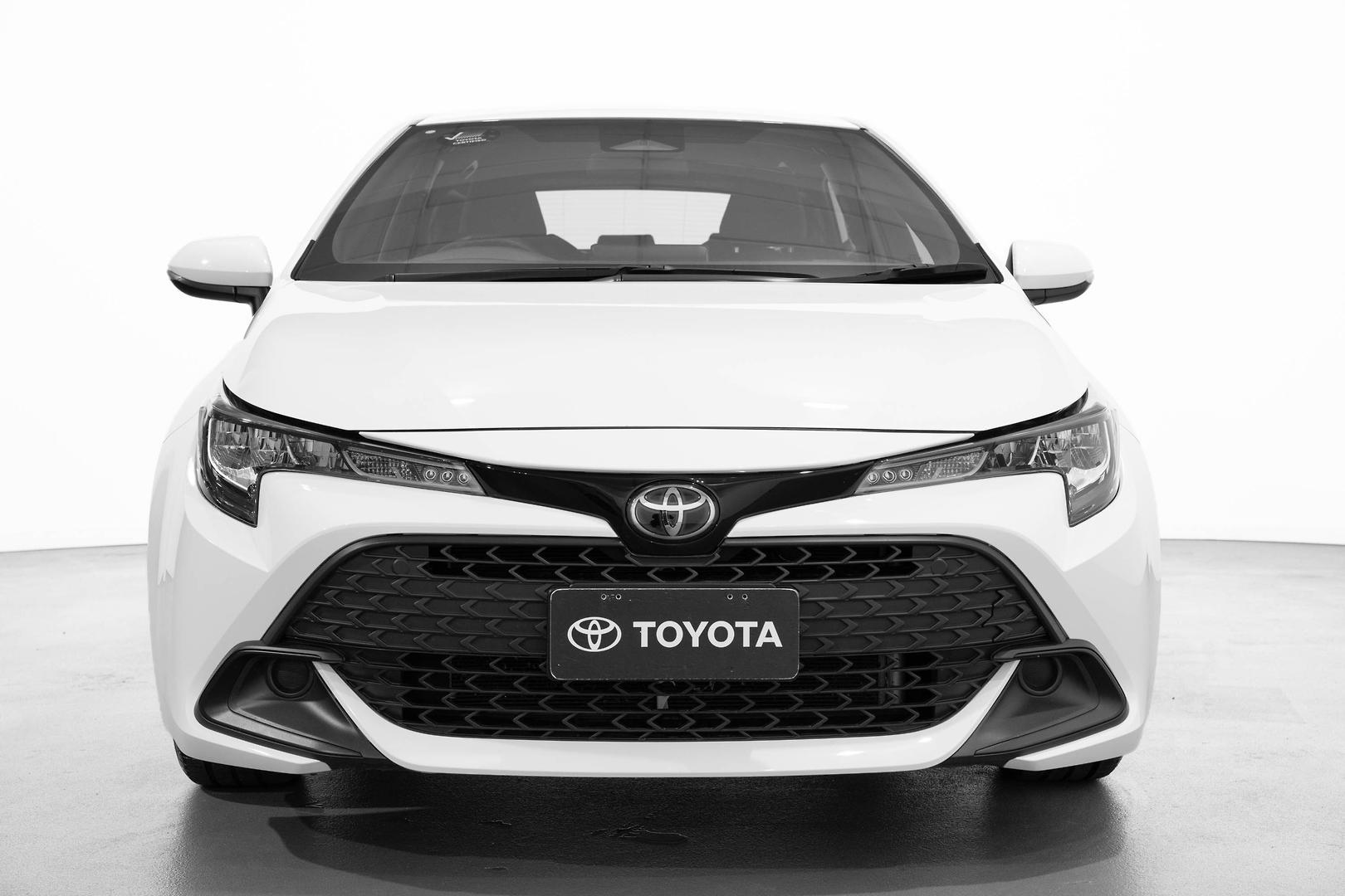 2023 Toyota Corolla Ascent Sport in White