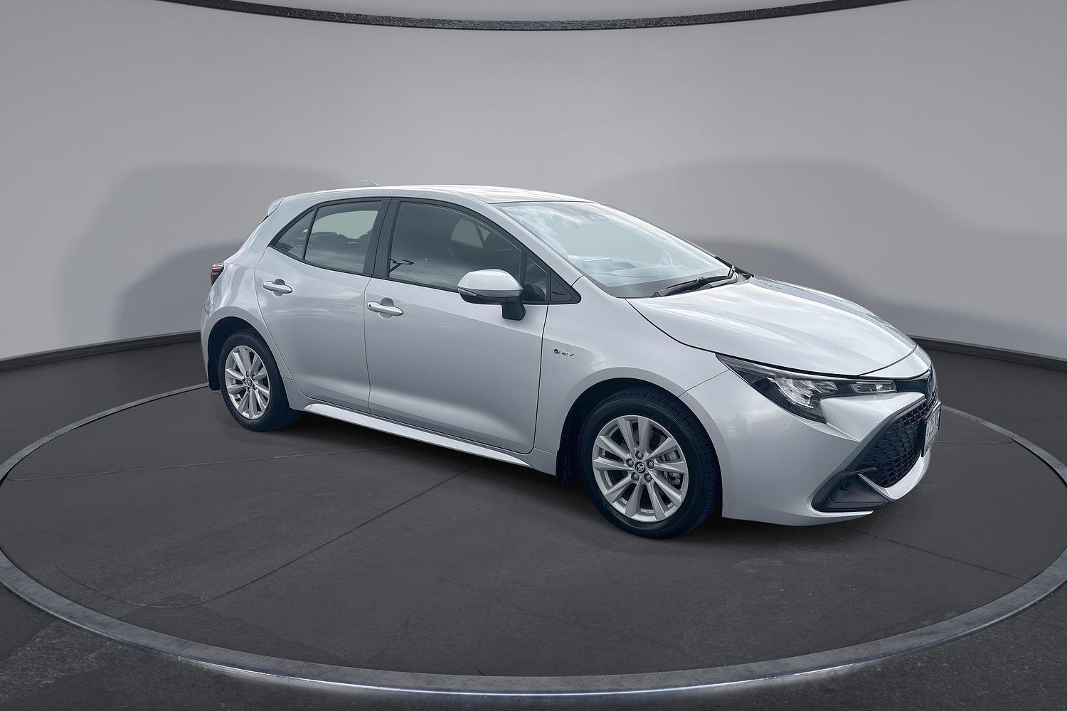 2024 Toyota Corolla Ascent Sport in Silver