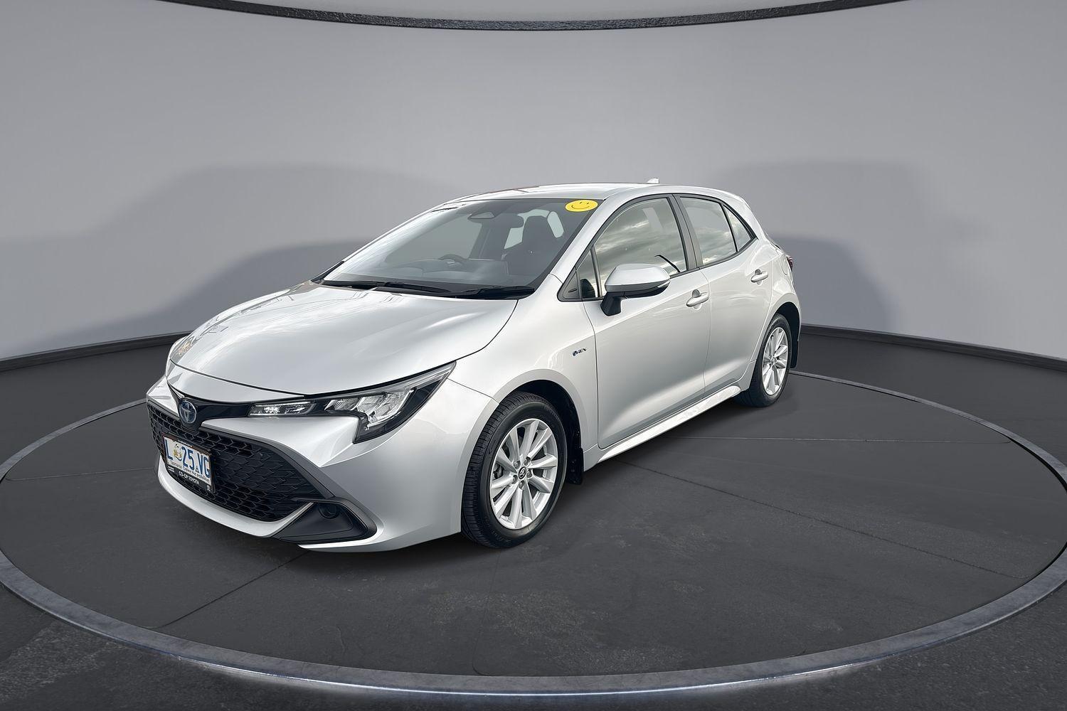 2024 Toyota Corolla Ascent Sport in Silver