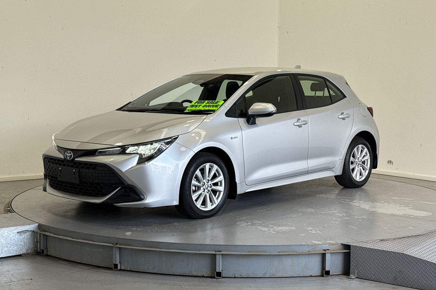 2024 Toyota Corolla Ascent Sport in Silver