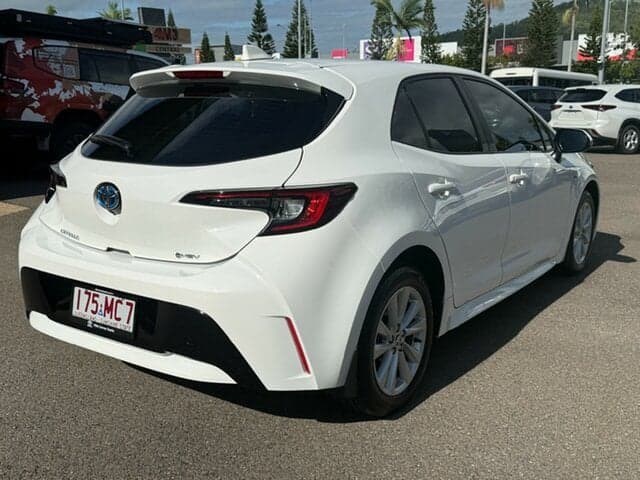 2024 Toyota Corolla Ascent Sport in White