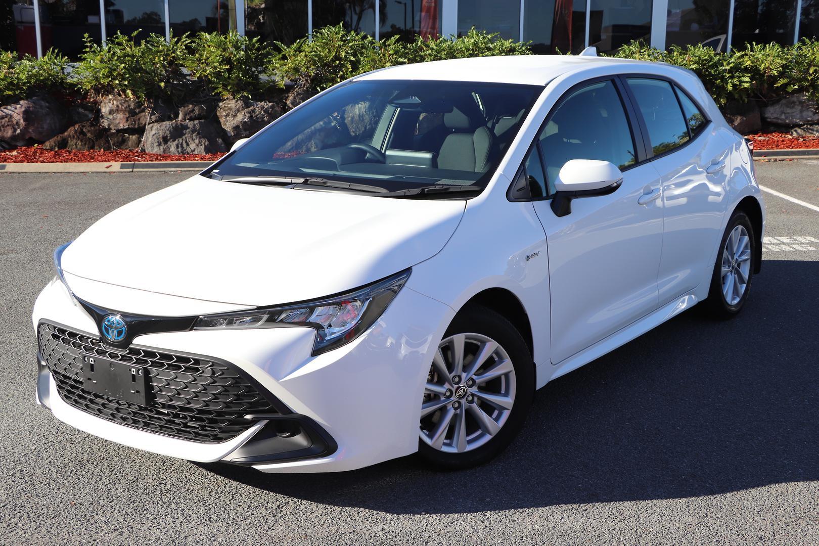 2025 Toyota Corolla Ascent Sport in White