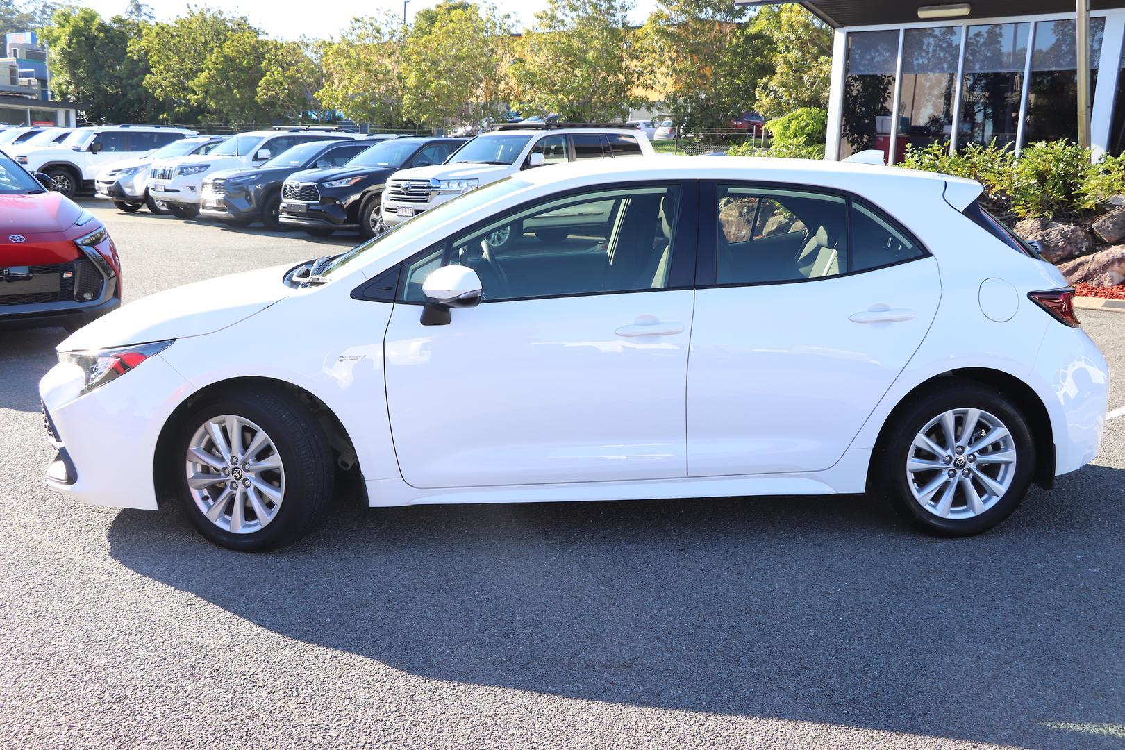 2025 Toyota Corolla Ascent Sport in White