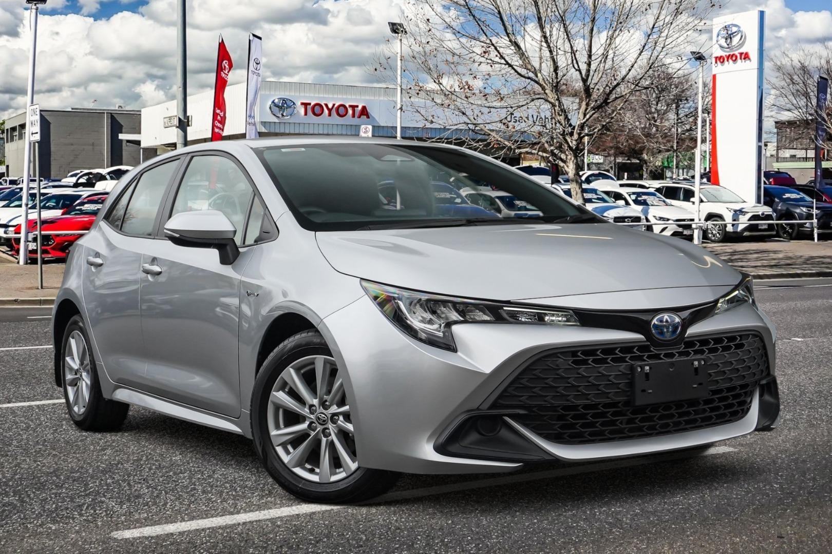 2025 Toyota Corolla Ascent Sport in Silver