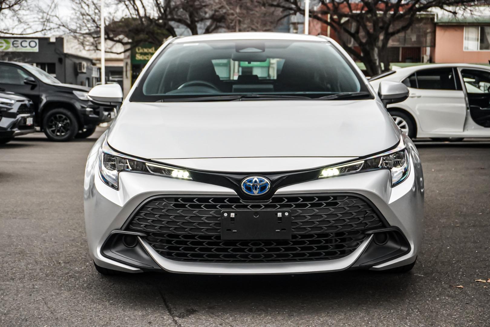 2025 Toyota Corolla Ascent Sport in Silver