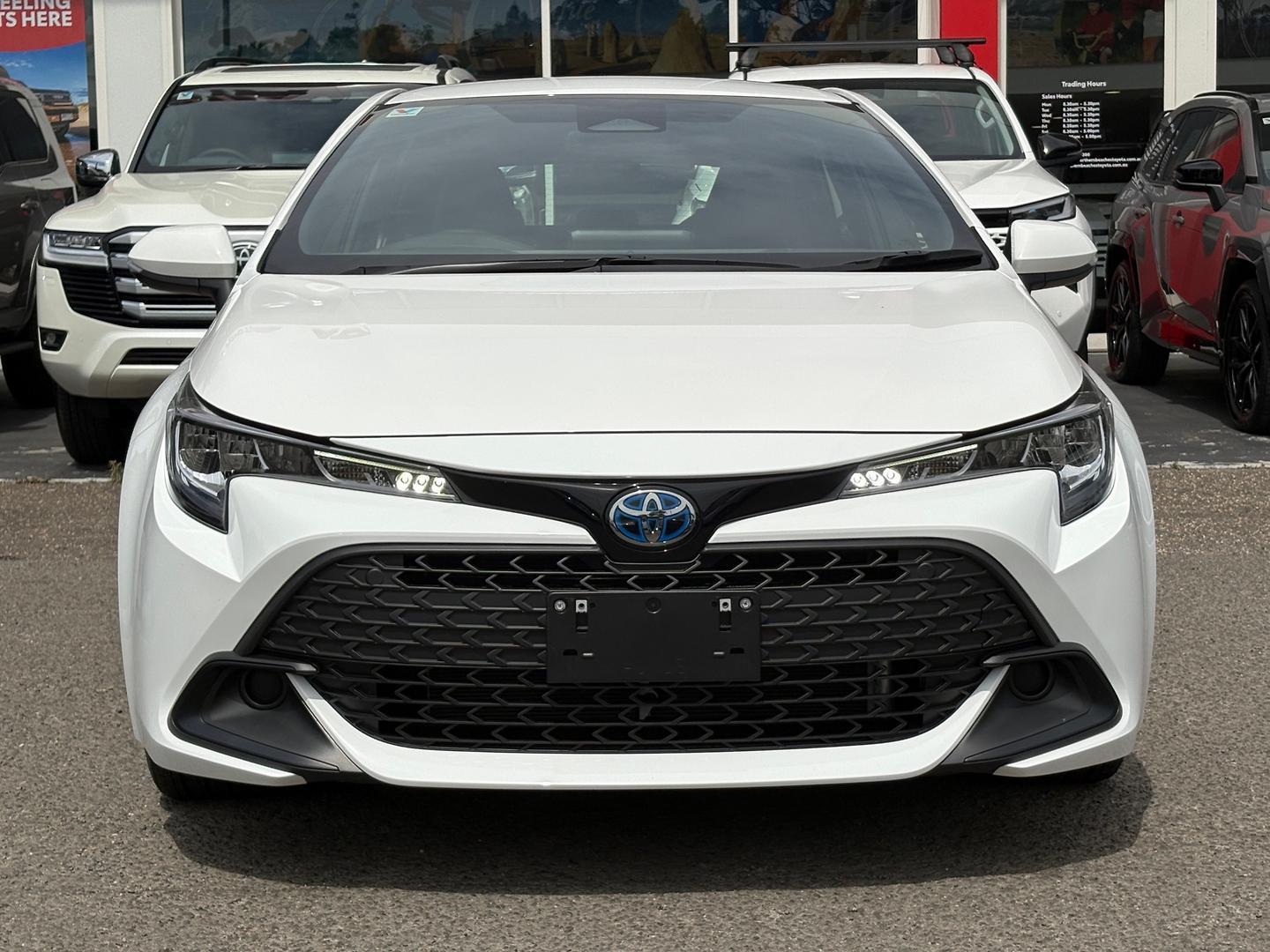 2025 Toyota Corolla Ascent Sport in White