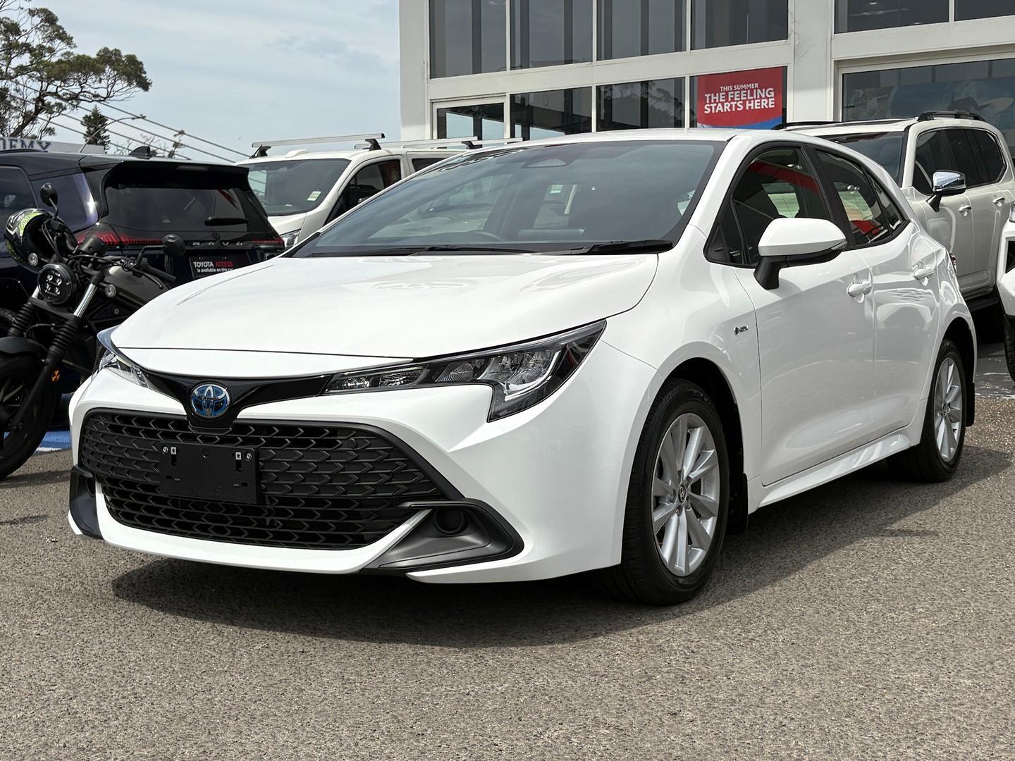 2025 Toyota Corolla Ascent Sport in White