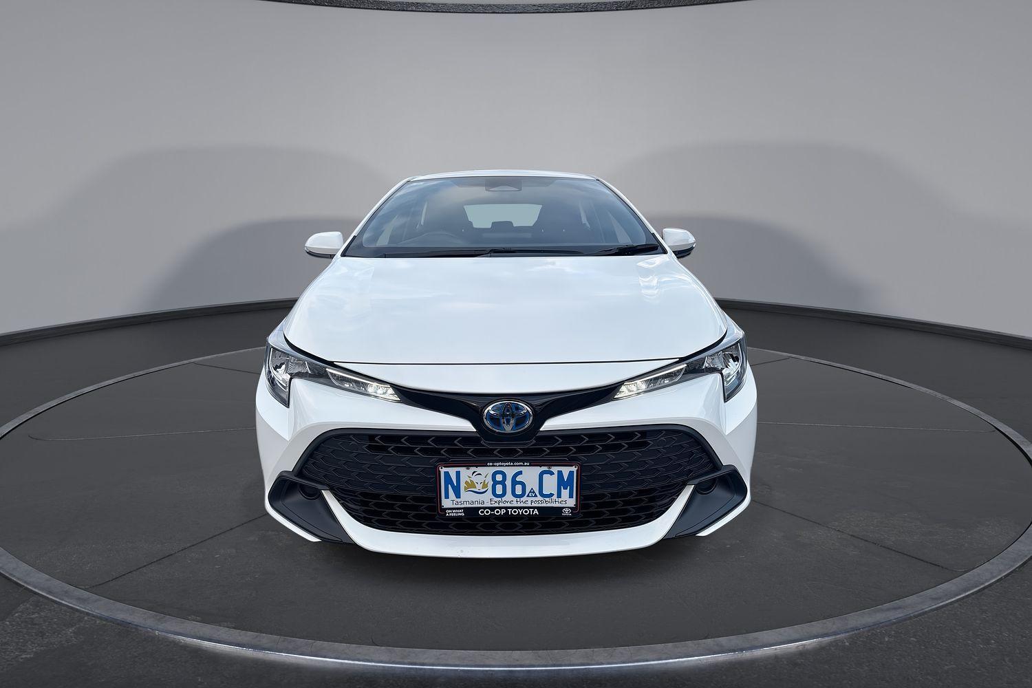 2025 Toyota Corolla Ascent Sport in White