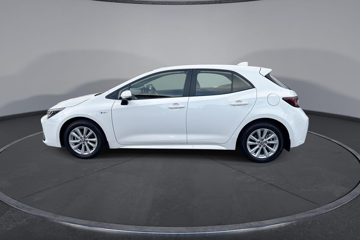 2025 Toyota Corolla Ascent Sport in White