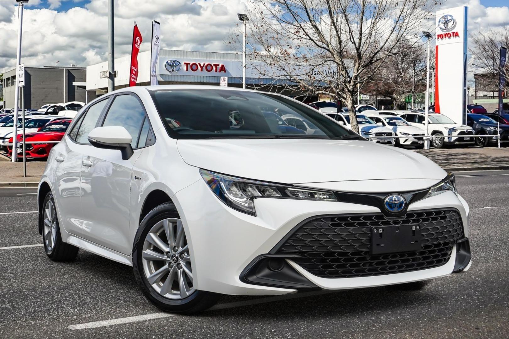 2025 Toyota Corolla Ascent Sport in White