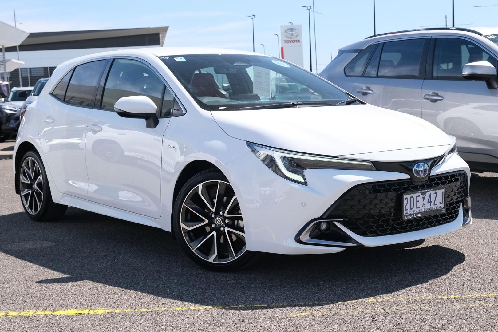 2025 Toyota Corolla ZR in White