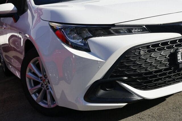 2025 Toyota Corolla Ascent Sport in White