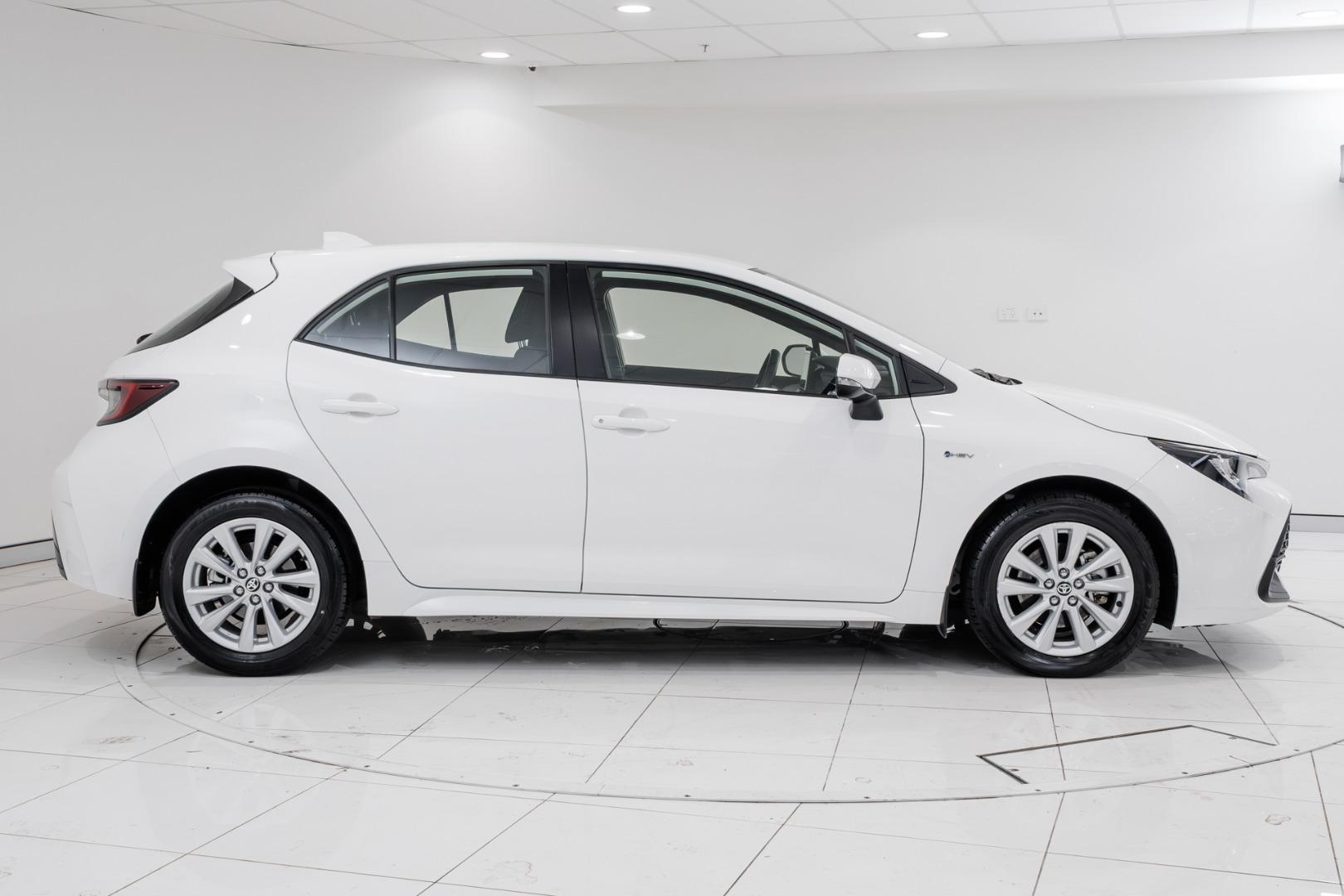 2025 Toyota Corolla Ascent Sport in White
