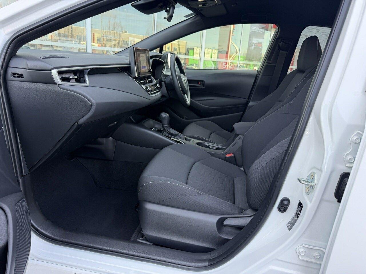 2025 Toyota Corolla Ascent Sport in White