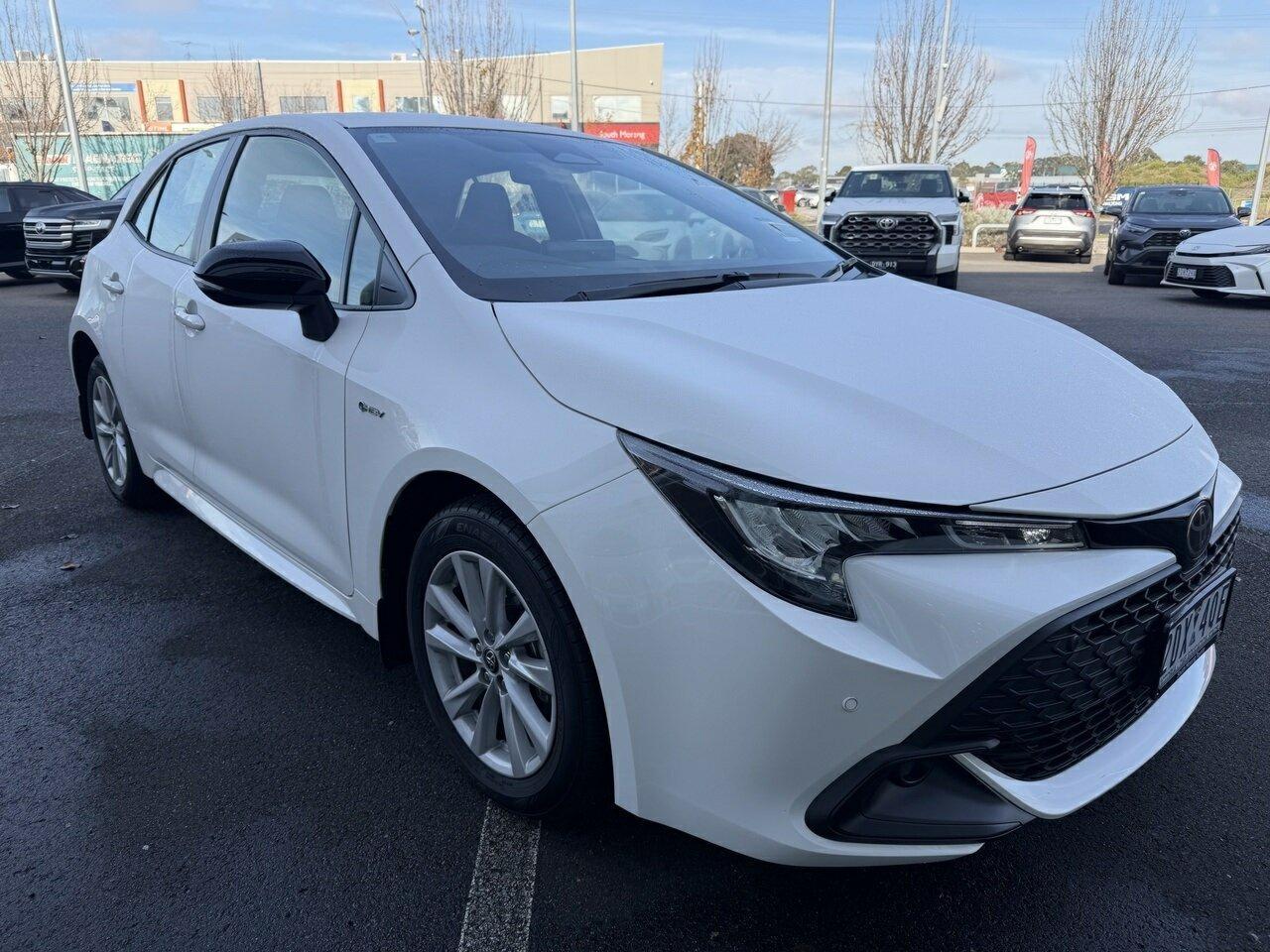 2025 Toyota Corolla Ascent Sport in White