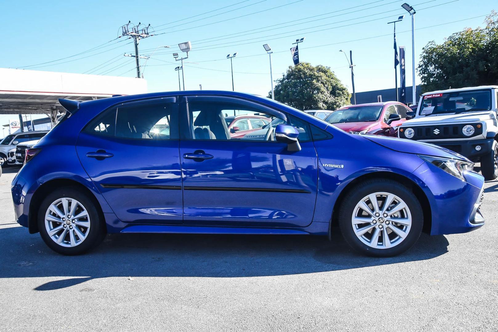 2022 Toyota Corolla Ascent Sport in Blue