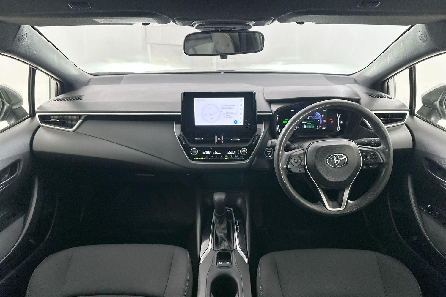 2022 Toyota Corolla Ascent Sport in Silver
