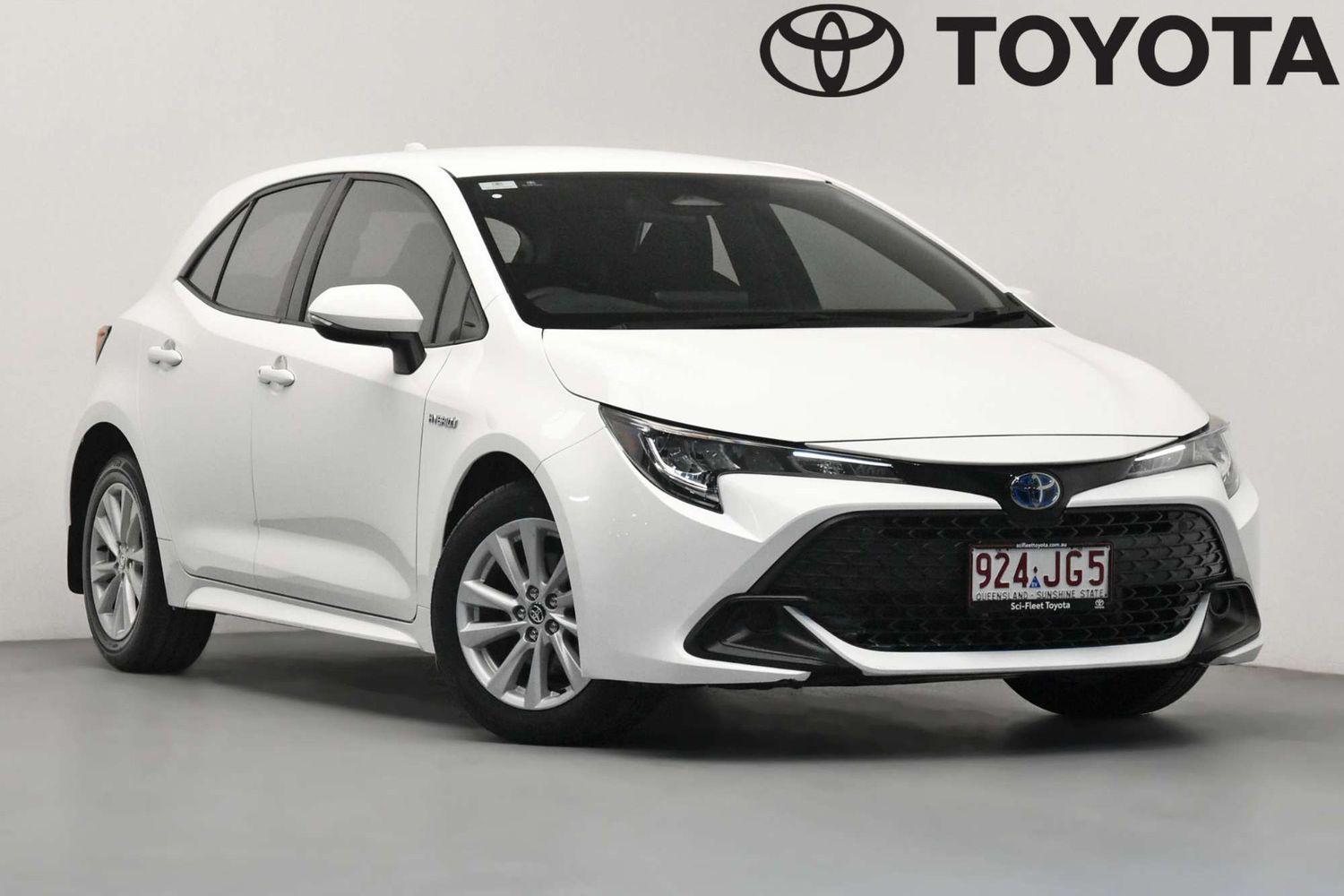2023 Toyota Corolla Ascent Sport in White