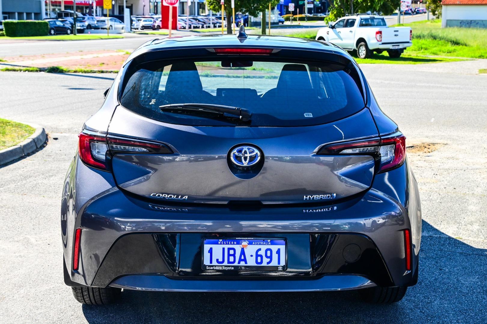 2023 Toyota Corolla Ascent Sport in Silver