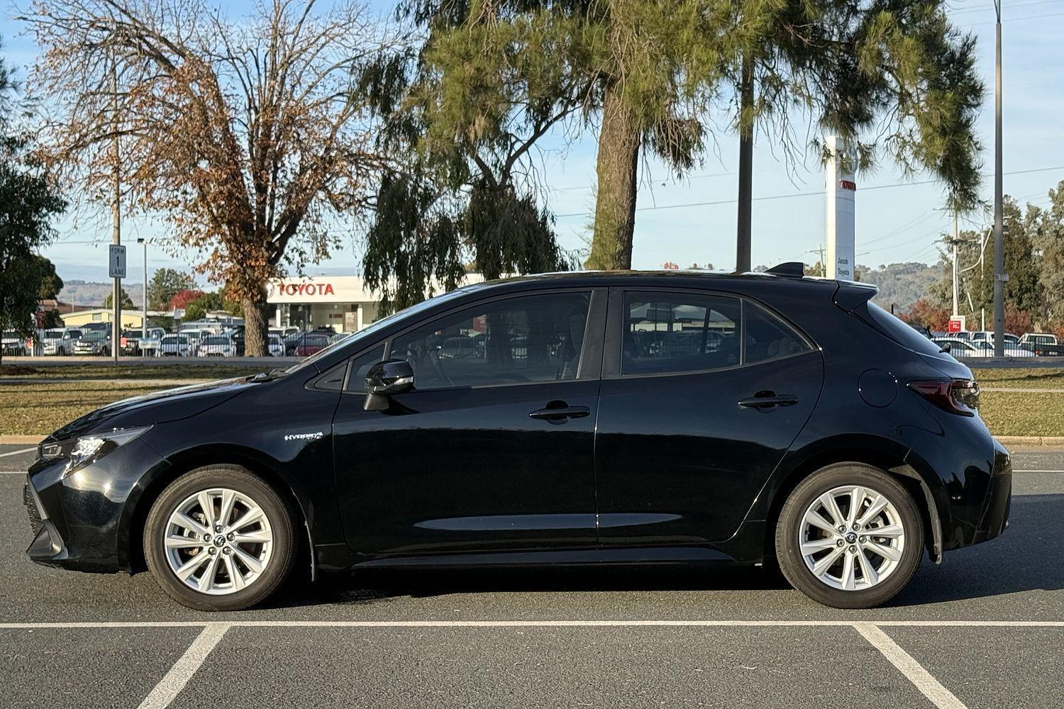 2023 Toyota Corolla Ascent Sport in Black
