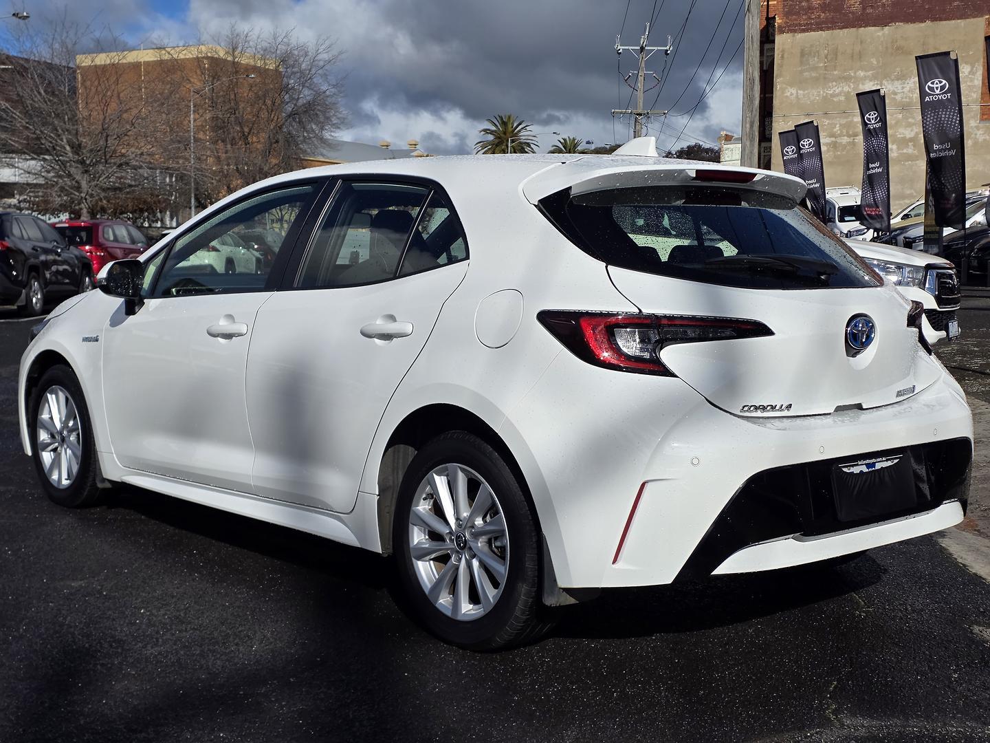 2023 Toyota Corolla Ascent Sport in White