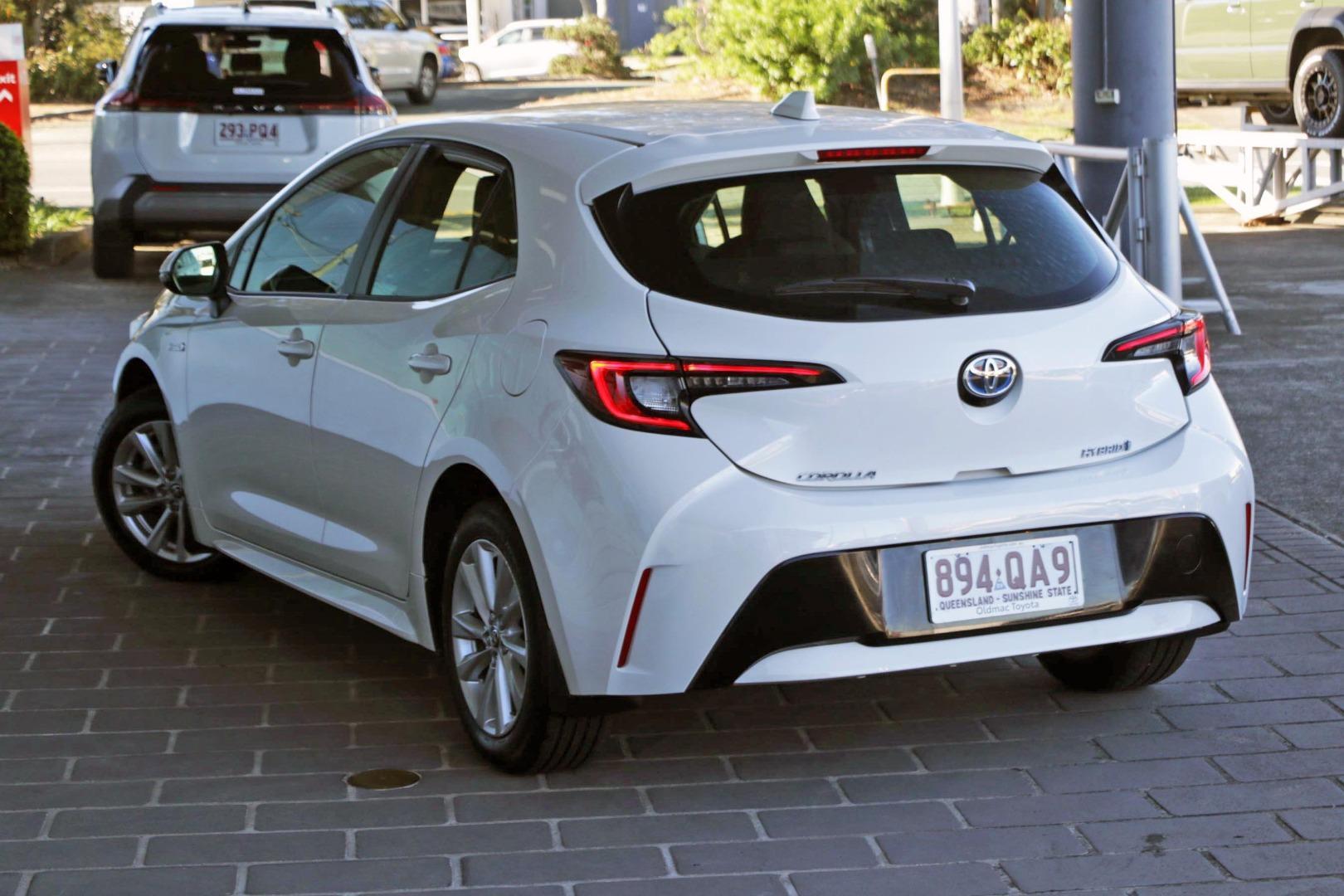 2023 Toyota Corolla Ascent Sport in White