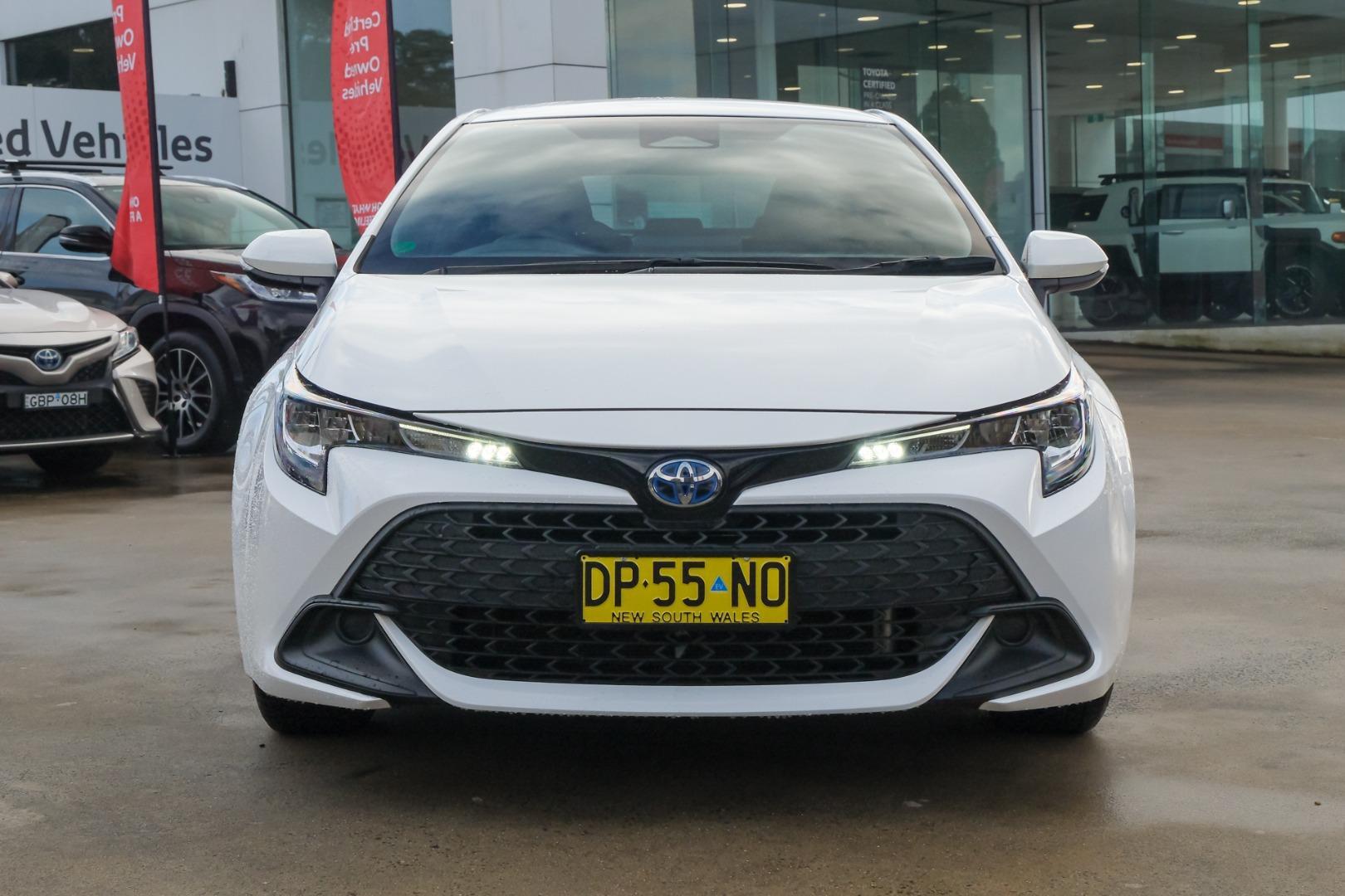 2024 Toyota Corolla Ascent Sport in White