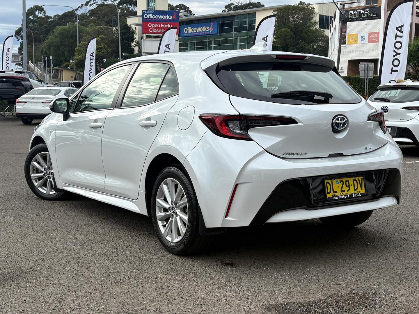 2024 Toyota Corolla Ascent Sport in White